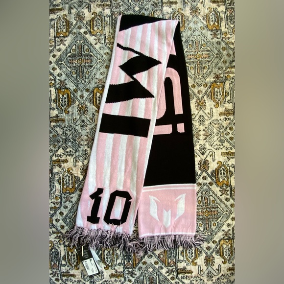 Messi Scarf by Adidas - Picture 5 of 11